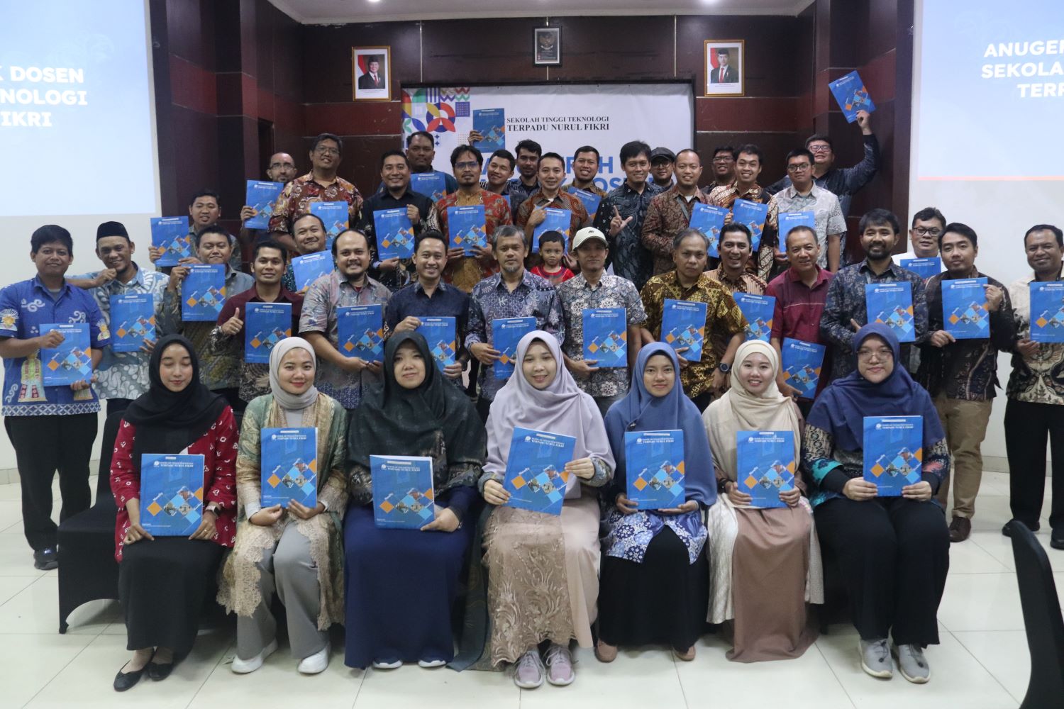 Forum  Diskusi dan Silaturahmi Dosen : Anugerah Dosen STT Terpadu Nurul Fikri 2024