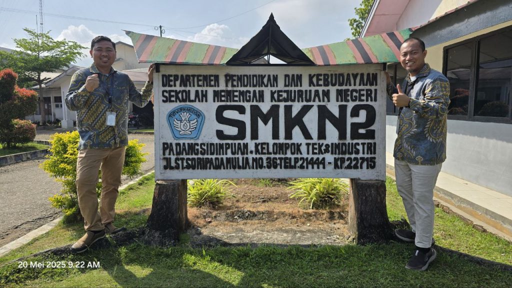 2 Dosen Prodi Bisnis Digital STTNF Melakukan Pengmas Di Padangsidimpuan